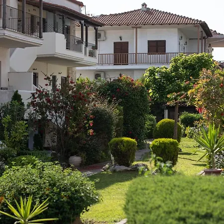 Antique Apartment Áfitos Exterior photo