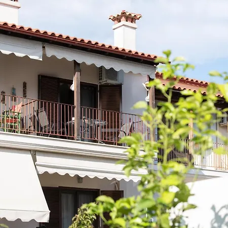 Antique Apartment Áfitos Exterior photo